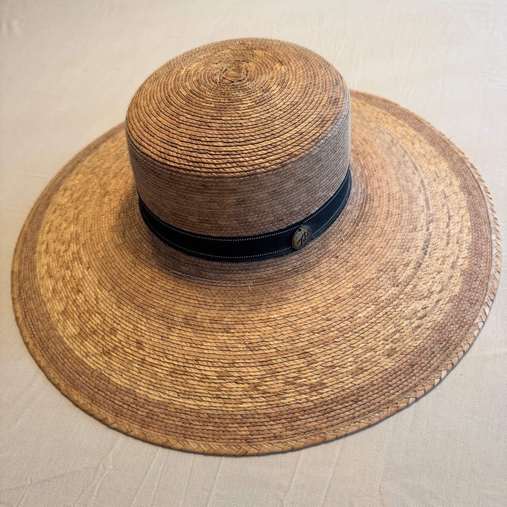 Tula Wide Brim Straw Hat with Black Band Austin Texas Excellent Condition